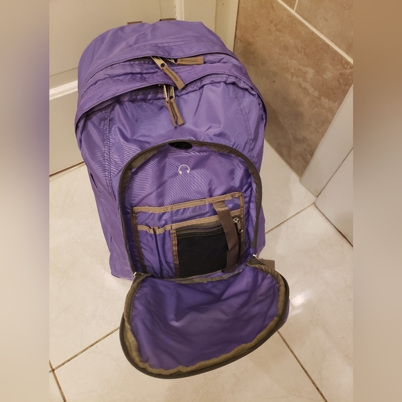 LL Bean Deluxe Backpack Reflective Strip Padded Straps olive green color - Picture 3 of 9